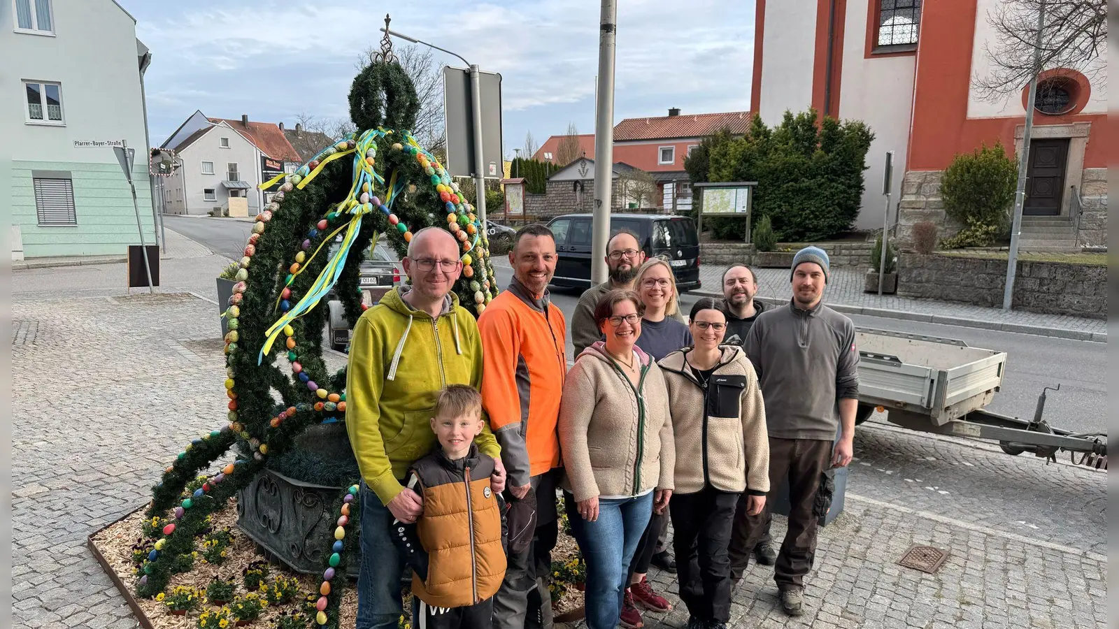 Das Arbeitsteam des CSU-Ortsverbandes um Vorsitzende Eva-Maria Procher (4.v.r.). (Bild: Karl Ziegler)