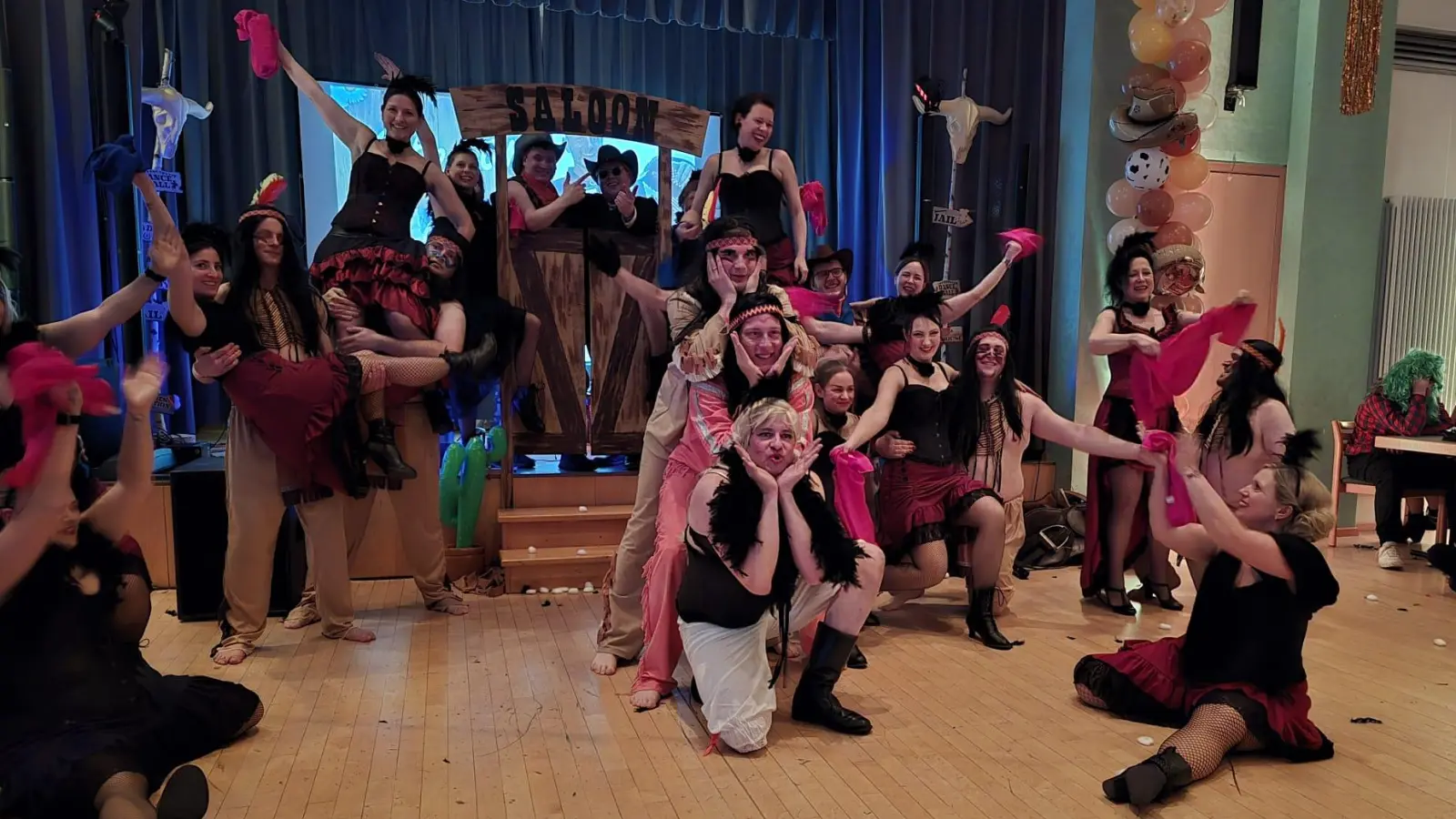 Nach der umjubelten Einlage ging die Party erst richtig los (Bild: Marina Wild)