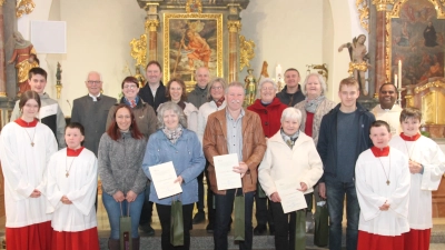 Verabschiedung und Vorstellung des Pfarrgemeinderats (Bild: Anja Thalhauser)