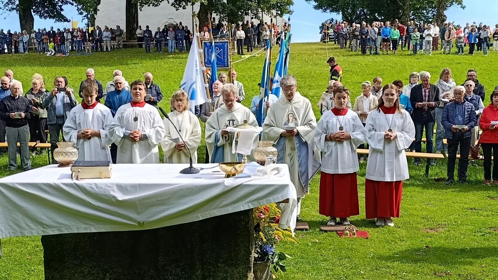 Festgottesdienst „Mariä Geburt” mit Diözesanmännerseelsorger Domvikar Dr. Christian Schulz (Mitte) (Bild: Franz Völkl)