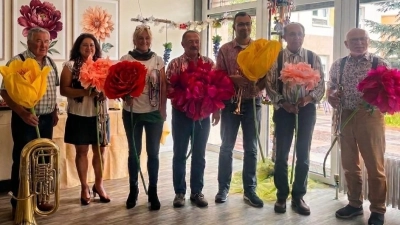 Die Kellerblech Musikanten: (v.l.) Günther Heiss, Uli Kummer, Erika Piehler, Hans-Walter Krüger, Fabian Frischholz, Bernd Dineiger und Bernd Hensel. (Bild: Konrad Nickl)