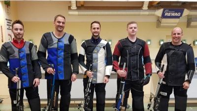 Erste Mannschaft der Griesbacher Schützen, von links: Thomas Wölfl, André Beer, Marco Riedl, Christian Janka, Joachim Bauer, es fehlen Madlen Frank und Yvonne Bauer (Bild: Joachim Bauer)