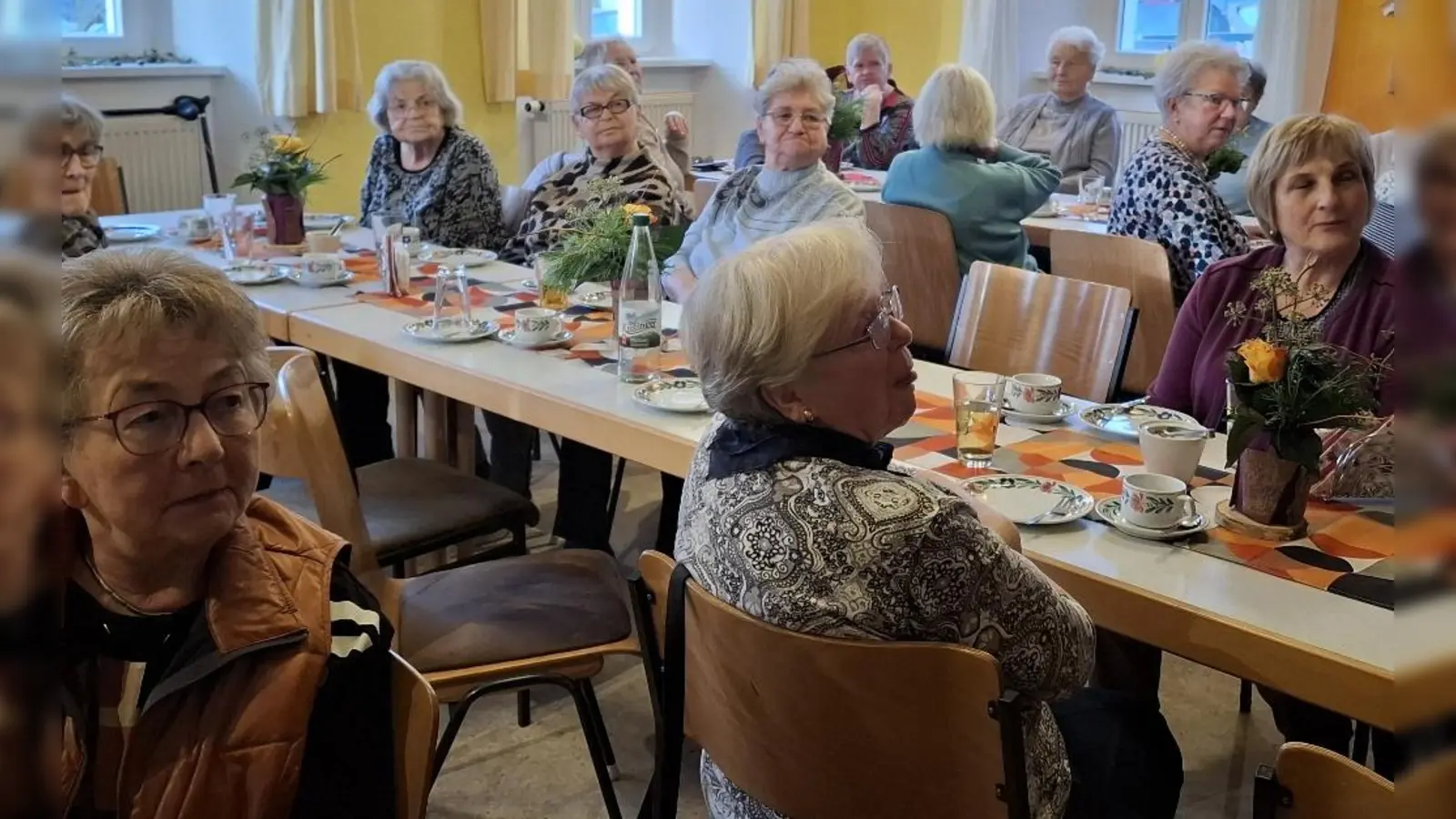 Senioren und Siedlerfrauen holen sich Tipps im Umgang mit Betrügern. (Bild: Renate Buchfelder)