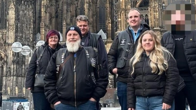 Gruppenfoto mit dem Dom im Hintergrund musste natürlich sein. (Bild: Udo Völkl )