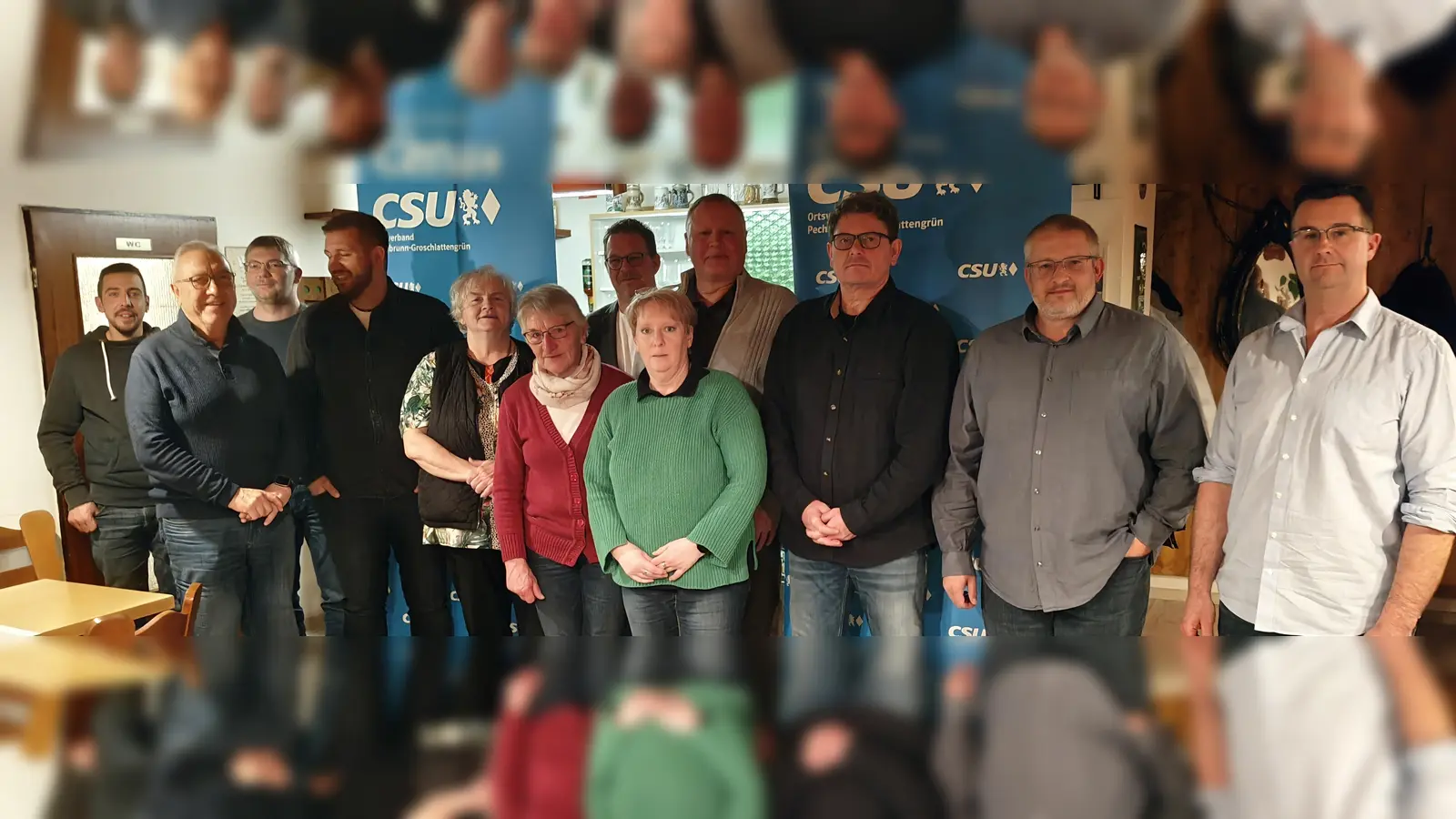 v. l. n. r.: Christian Grillmeier, Konrad Weiß, Johannes Wolfrum, Dominik Wolf, Angela Burger, Frieda Vogelhuber, Bgm. Stephan Schübel, Michaela Jost, Josef Hollmann, Markus Renner, Daniel Schmelzer, Matthias Hecht (Bild: Ernst Neumann)