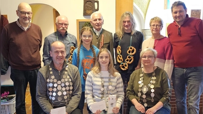 Von links oben Wolfgang Weiß, Bernhard Reger, Hans Hiermaier, Georg Uschold, Marlies Knorr, Reinhard Albrecht, von links unten Markus Biebl, Julia Uschold, Lena Hägler, Alexandra Albrecht. (Bild: Alexandra Albrecht )