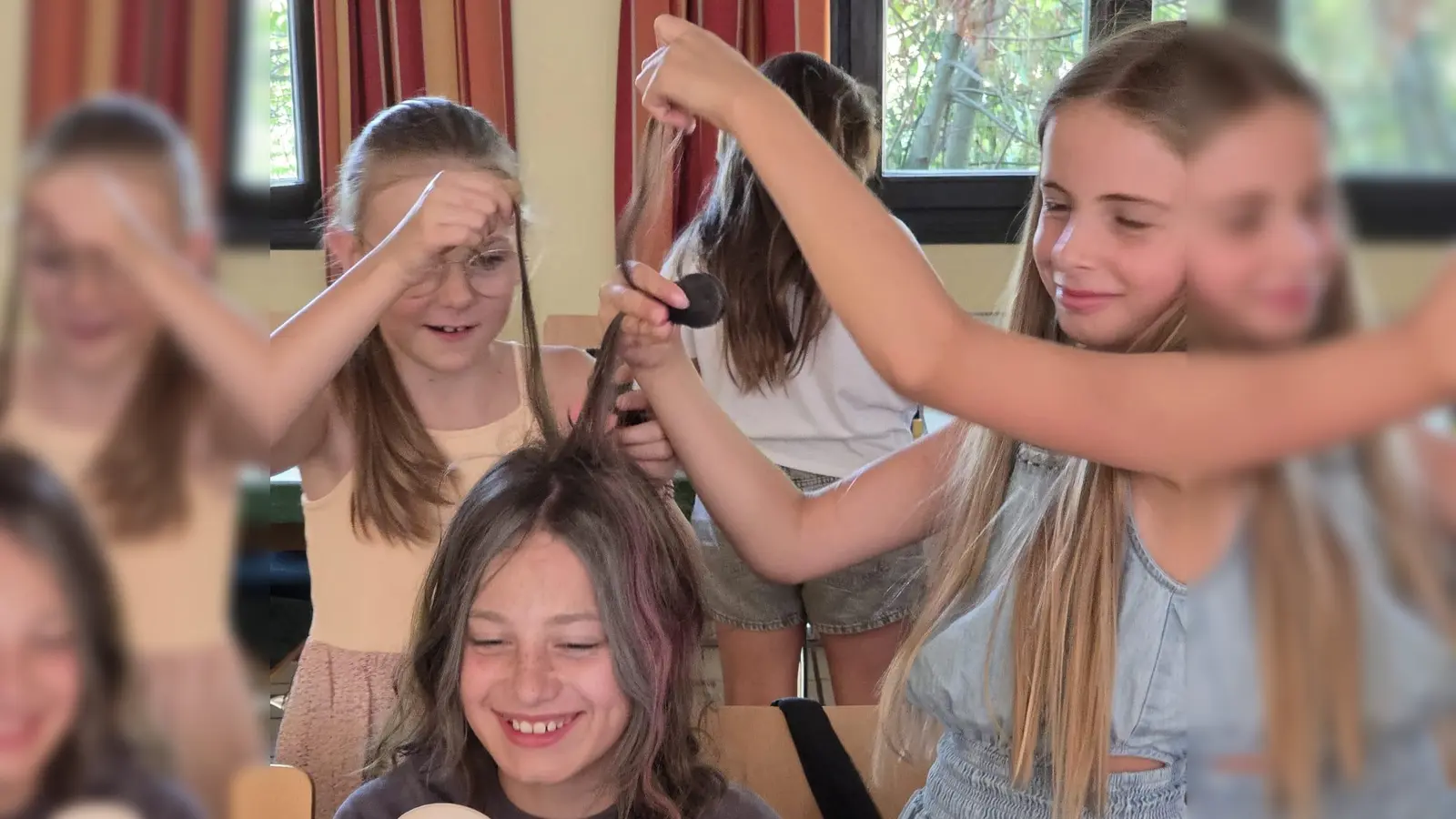 Boys und Girls day begeistert die kreativen Kinder. (Bild: Simone Vetter)