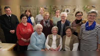 Wertvoll, einmalig und einzigartig sind sie, die Mitglieder des Katholischen Frauenbundes. Sie wurden in der letzten Jahresversammlung geehrt und ausgezeichnet. (Bild: Fred Lehner)