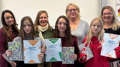 Emma Bruckner ist die Siegerin des Vorlesewettbewerbs an der Mittelschule Hahnbach. (Bild: Nadja Wendl)