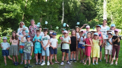 Floßbau /Kinderferienprogramm OWV e. V. Pleystein. (Archivbild: Regina Pschirrer)