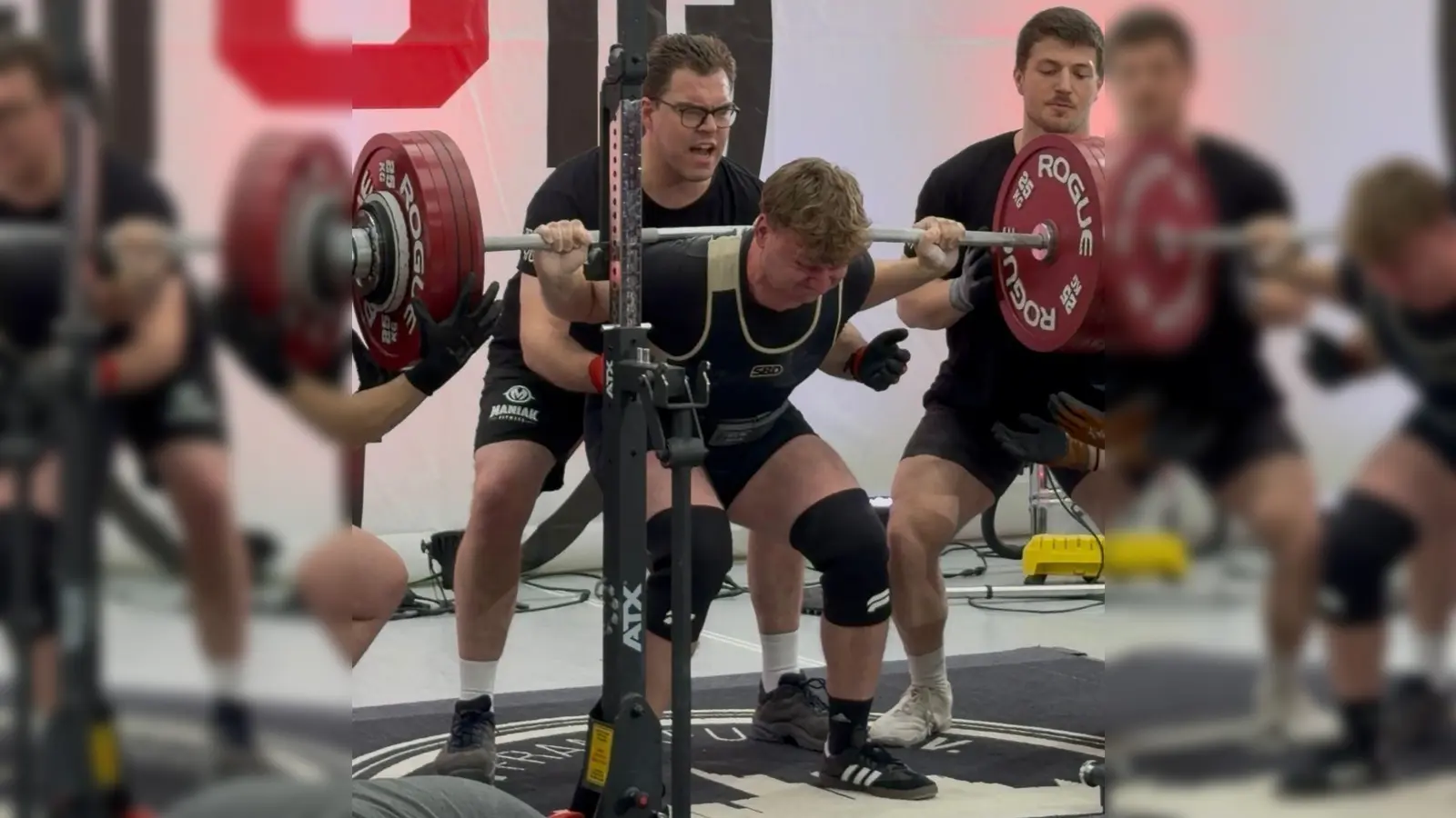 März mit 242,5kg in der Kniebeuge (3. Versuch). (Bild: Daniel Rjabow)