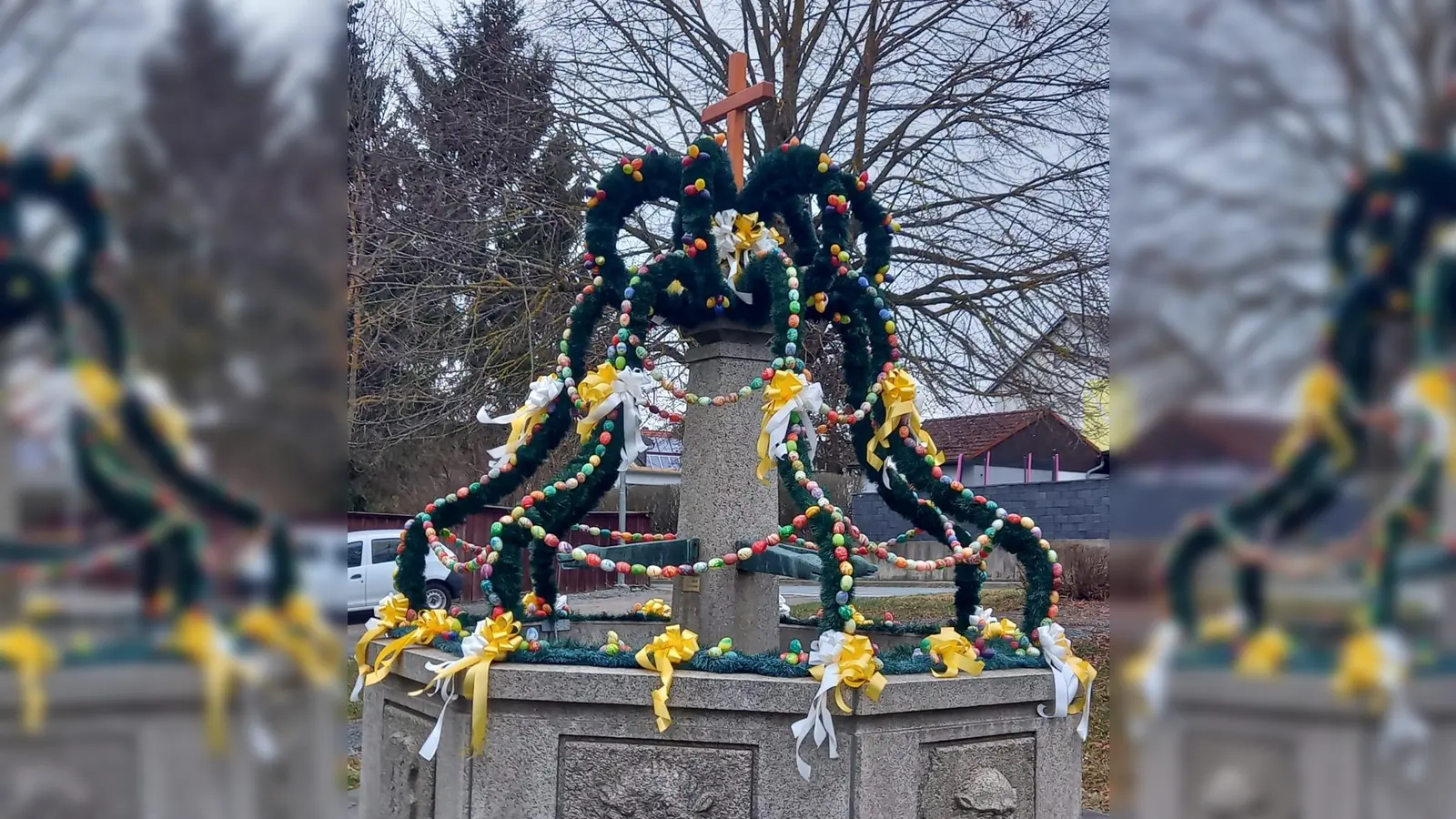 Osterbrunnen beim Pfarrheim in Waldthurn (Bild: Roman Bauer)