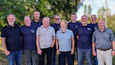 Der Tauchclub TRITON Amberg, von links: Leo Götz, Reiner Fojt, Roland Schmidbauer, Stefan Neubauer, Rudi Weich,Georg Radl, Martin Rauch, Wolfgang Gebhard, Robert Fischer, Hubert Druckseis. Es fehlten: Thomas Singer, Klaus Seidel, Reiner Ebert und Wolfgang Schäfer. (Bild: Uwe Funke)