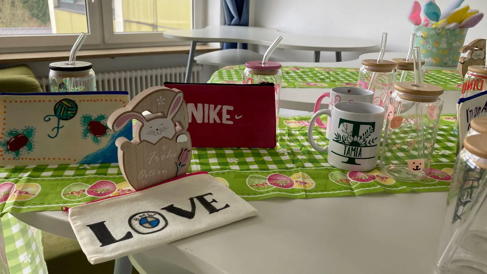 Die Osteraktion machte deutlich, wie bereichernd kreatives Arbeiten in der Gemeinschaft ist. (Bild: Elke Spitaler)