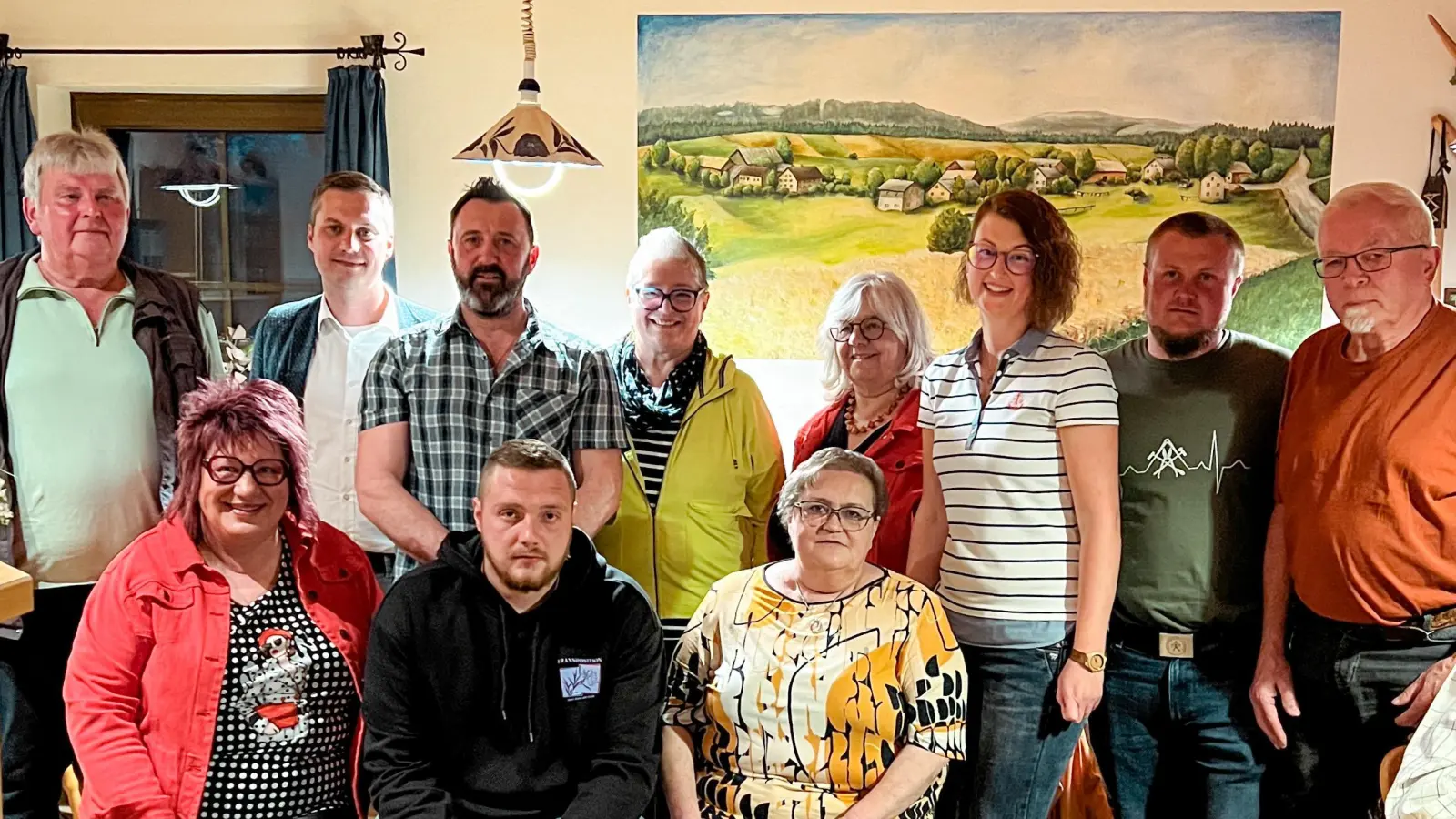 Neuwahlen standen in der Jahreshauptversammlung der Dorfgemeinschaft Hermannsreuth auf der Tagesordnung. (Bild: Dorfgemeinschaft Hermannsreuth/exb)