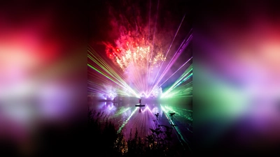 Impression von der Lasershow 2023. Auch heuer werden zu dem Event wieder tausende Besucher erwartet. (Bild: Robert Reith)