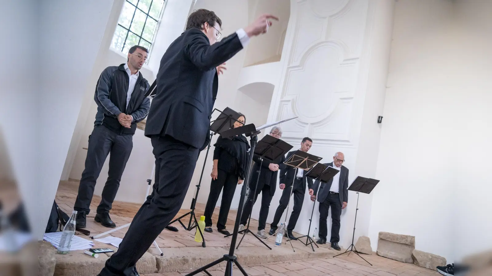 Das „Ensemble Sonora” bei der „Nacht der Kirchen” 2024 in Krasikov.  (Bild: Florian Löw)