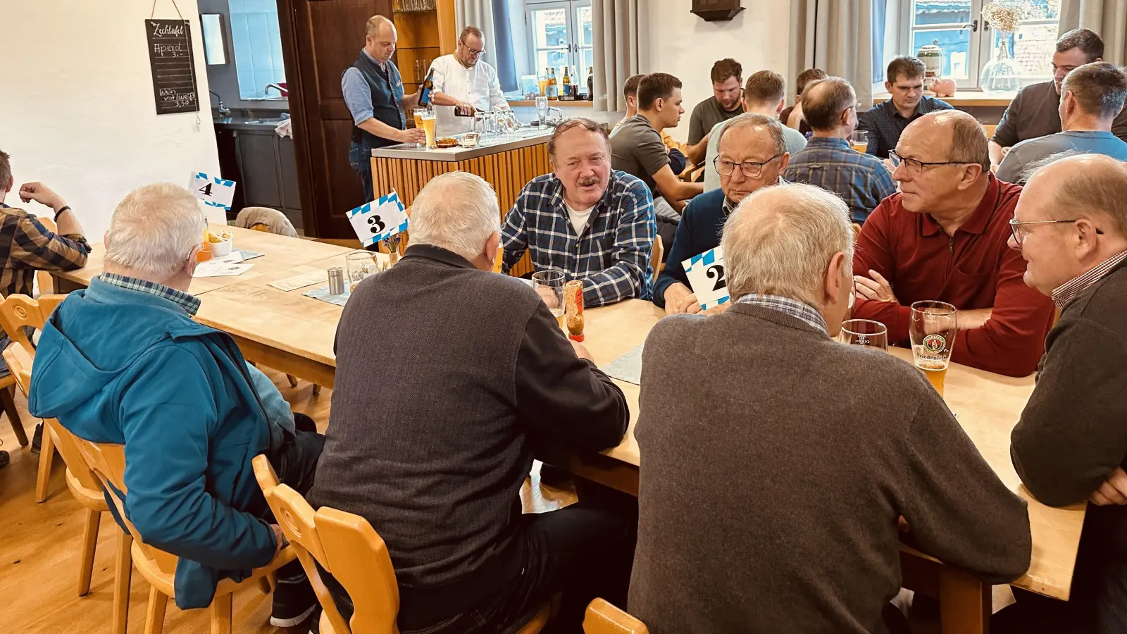 Kirwa im Kooperatorenhaus  (Bild: Alois Bauer)