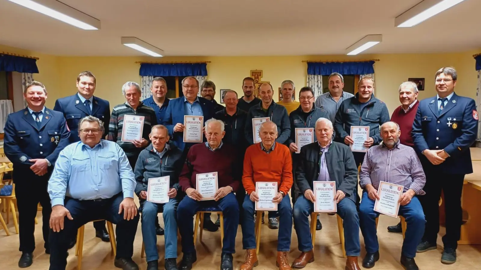 Diese Jubilare wurden für die Treue zum Verein und für die langjährige Arbeit zum Wohle der Allgemeinheit geehrt. (Bild: Julia Hauer)