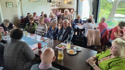 Seniorentreff in der Waldbadgaststätte. (Bild: Nikolaus Scherr)