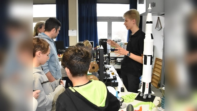 Die 3D-Drucker waren nur eine von vielen Attraktionen, die es am Tag der offenen Tür zu bestaunen gab. (Bild: Kathrin Hennig)
