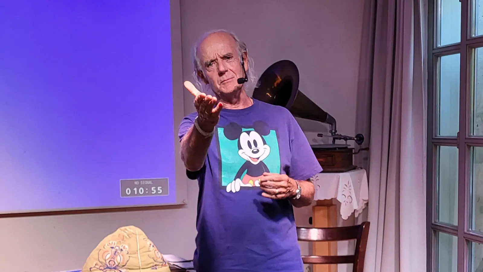 Klaus Karl-Kraus in seinem Elemenet. (Bild: Günter Preuß)
