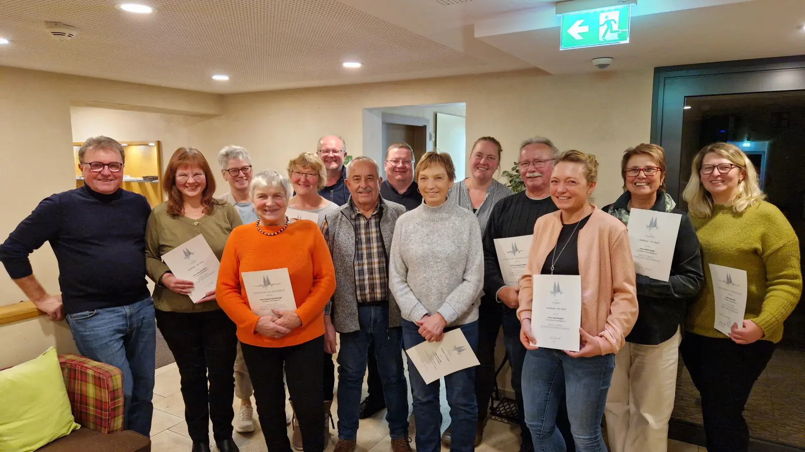 Cäcilienfeier des Kirchenchor Neuhaus mit Ehrungen langjähriger und besonders verdienter Chorsängerinnen und Chorsänger. (Bild: Heinz Uhl)