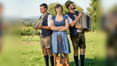 Das Wittschauer Geschwistertrio Christian, Katrin und Martin Baier setzt auch beim zehnten Zessauer Zoiglfest den musikalischen Rahmen. (Bild: Katrin Baier)