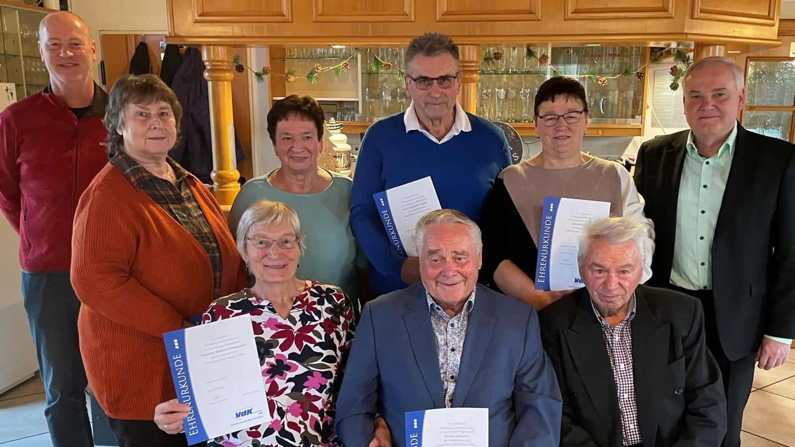 Jubilare, Vorsitzender, Kreisgeschäftsführer und Bürgermeister. (Bild: Christina Kastner)