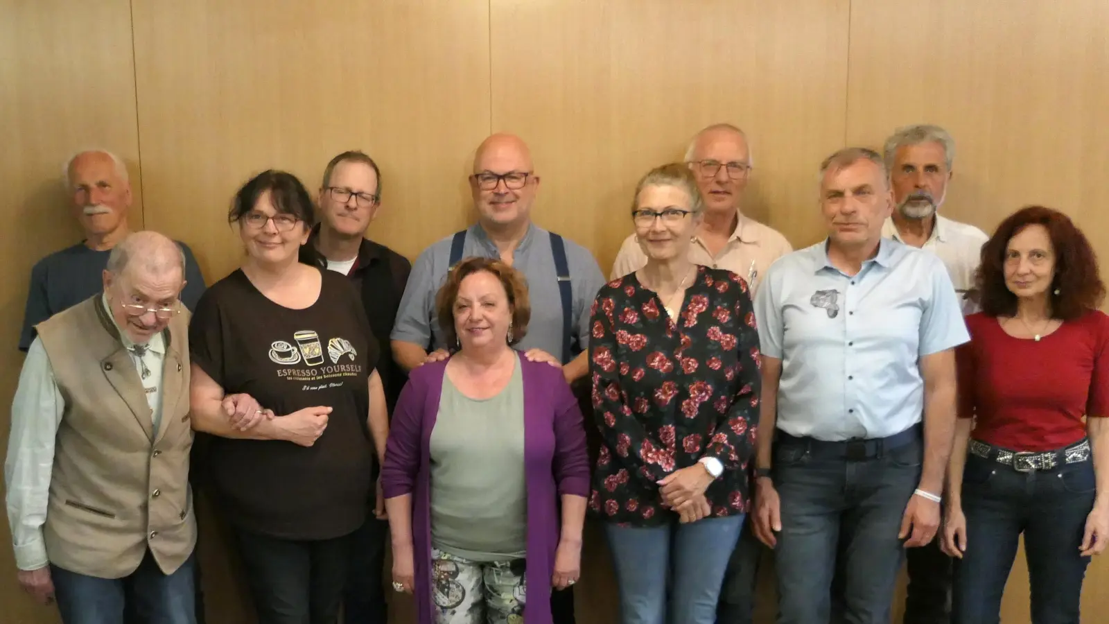 V.l.n.r .hinten - Erich Weber, Hans Märkl, Norbert Peter, Josef Neumeyer, Heinz Mack, Prof. Dr. Klaus Steger, v.l.n.r .vorne – Kurt Rose, Carmen Süsser, Sonja Pilhofer, Sabine Märkl, Prof. Dr. Klaus Steger und Rita Moser. (Bild: Udo Moser)