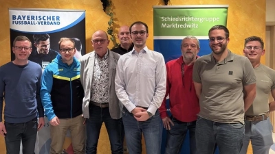 Neue Vorstandschaft<br>von links nach rechts Johannes Franz, Fabian Röthig, Klaus Helgert, Hannes Hörath, Robert Stich, Alexander Schultes, Marco Spörl (Bild: Gerhard Laab)