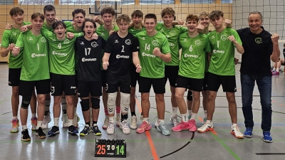 Starker 2. Platz für die U 18 vom VCDJK Amberg in Schwaig - der VCA fährt damit zur Bayerischen Meisterschaft. (Bild: Stefan Franz)