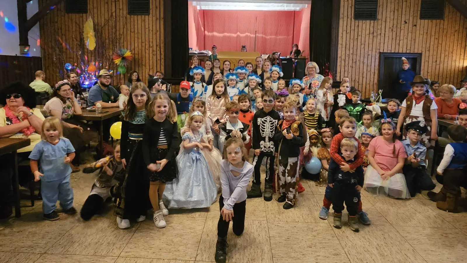 Gruppenfoto (Bild: Andrea Schwägerl)