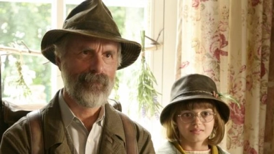 Christoph Maria Herbst ist Hauptdarsteller in dem mit Weidener Kameraoptiken produzierten Film „Der Buchspazierer“.  (Bild: Bernd Spauke und Wolfgang Ennenbach/studiocanal)