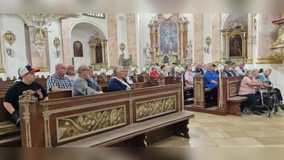 Führung und Vortrag über die Kapplkirche für die Mitglieder des OV Waldsassen (Bild: Irene Wagemann)