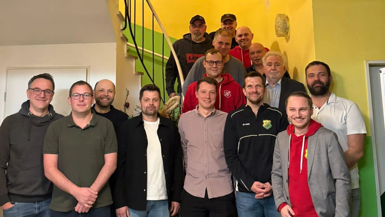 Die neu gewählte Vorstandschaft des ATSV 1892 Tirschenreuth - Sparte Fußball (Bild: Timmy Schmid)