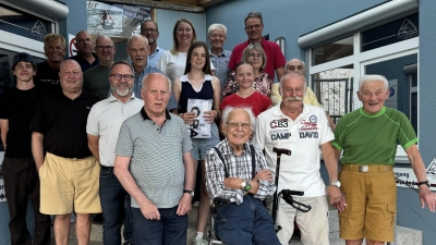 Neben langjährigen Mitgliedern wurden auch die erfolgreichsten Sportler des SCMK im Rahmen der Mitgliederversammlung geehrt. (Bild: Christian Lingl)