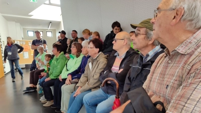 Einen interessanten und informativeren Tag über die Vulkangeschichte Parkstein erlebten die Siedler Feuerhof bei ihrem Ausflug. (Bild: Anton Fenk)