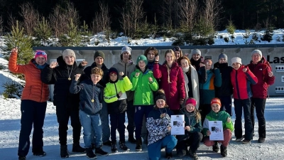 Dreimal erster Platz der drei Teams des Erasmus-Gymnasiums im Skilanglauf auf der Silberhütte. (Bild: Iris Sehnke-Renner)