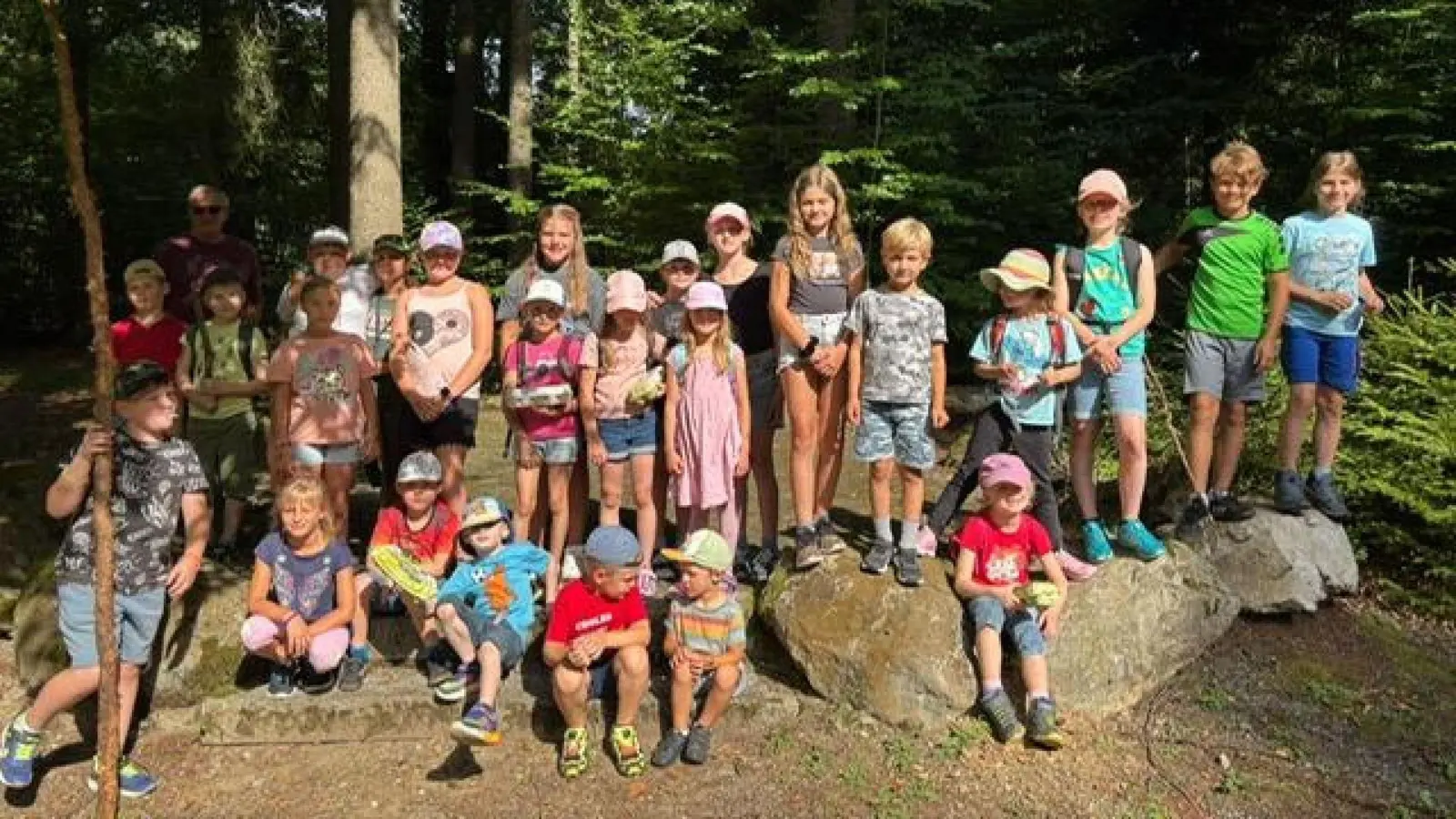 Die Teilnehmer am OWV Vohenstrauß - Ferienprogramm 2025. (Bild: Peter Biehler)