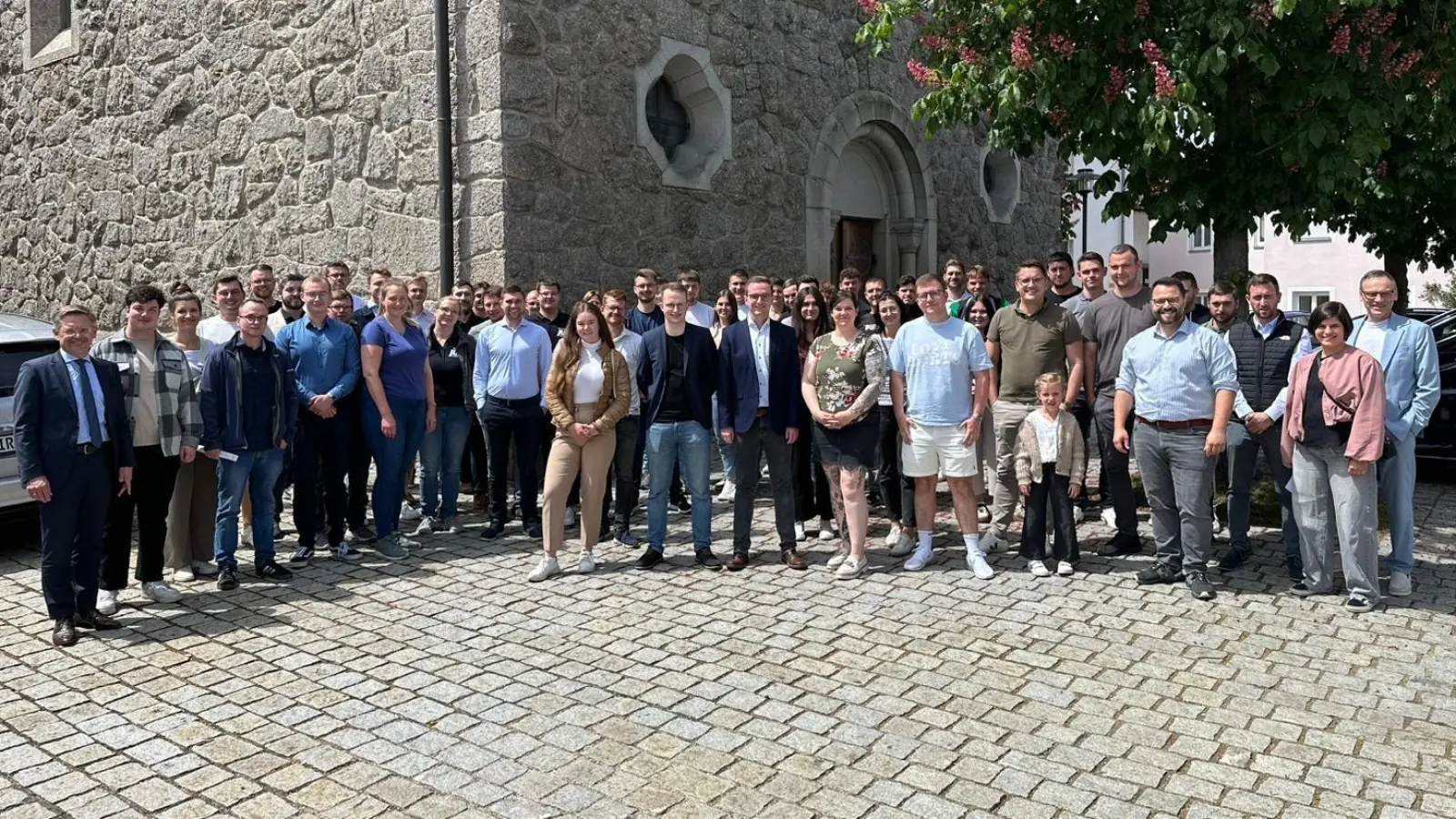 Mitglieder der Jungen Union und ihre Gäste bei der Kreisdelegiertenversammlung  (Bild: Sandra Dostler )