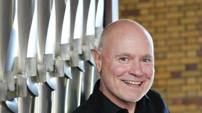 Patrick Gläser spielt Rock, Pop und Filmmusik auf der Kirchenorgel. (Bild: Bianca Tränkle)