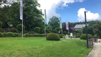 Auf dem Reiseprogramm steht unter anderem das Sächsische Staatsbad Bad Elster. Im Badcafé - im Kurpark - wird zu Mittag gegessen.  (Archivbild: Werner Robl)