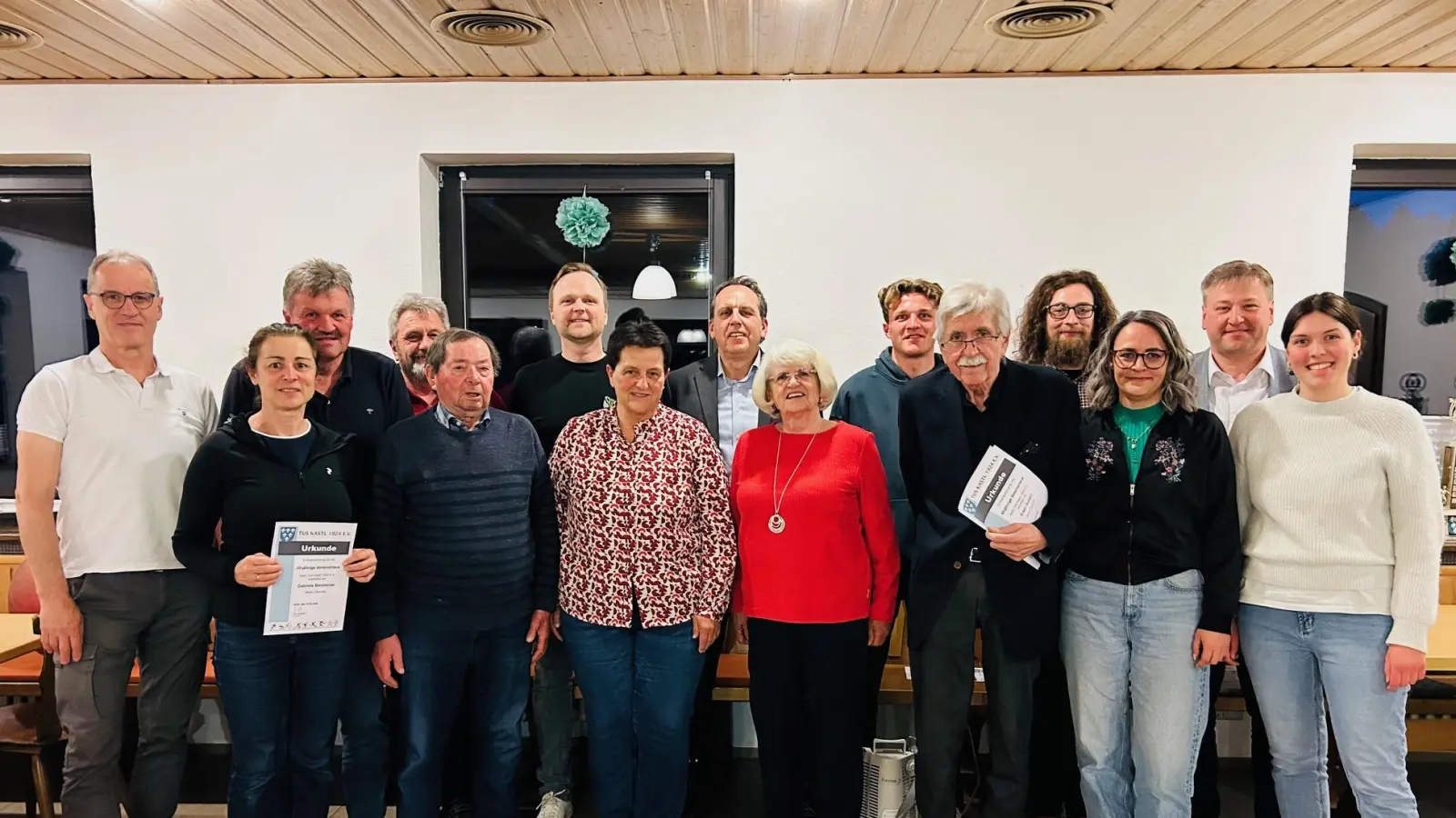 Geehrte Mitglieder des TuS Kastl (Bild: Elisabeth Müller)