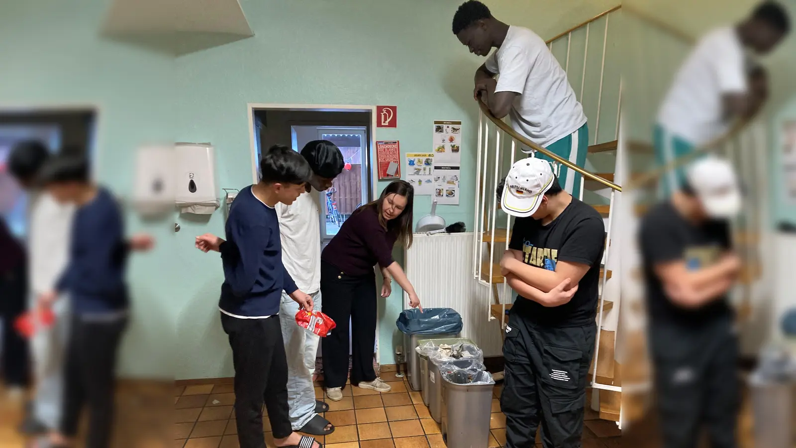 Mülltrennung Workshop - Migrationsberatung mit Wohngruppe a capella. (Bild: Marta Igras )