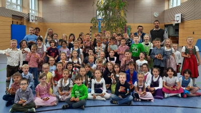 Kirwa an der Grundschule Immenreuth (Bild: Margit Dobmeier)