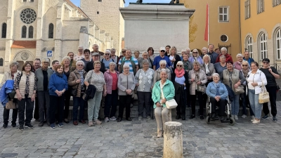 VdK Tagesausflug in Regensburg auf dem Domplatz. (Bild: Michael Erfurt)