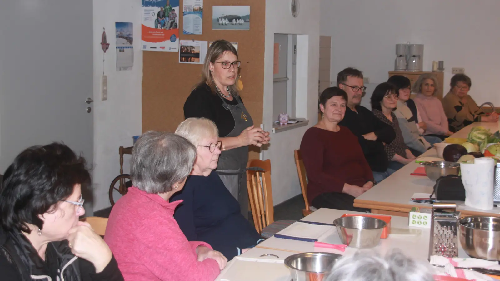 Kursleiterin Christina Preisinger bei der KAB Tirschenreuth. (Bild: Thomas Pinzer)