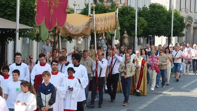 Fronleichnamsprozession der Pfarrei St. Josef.  (Bild: Helmut Kunz)