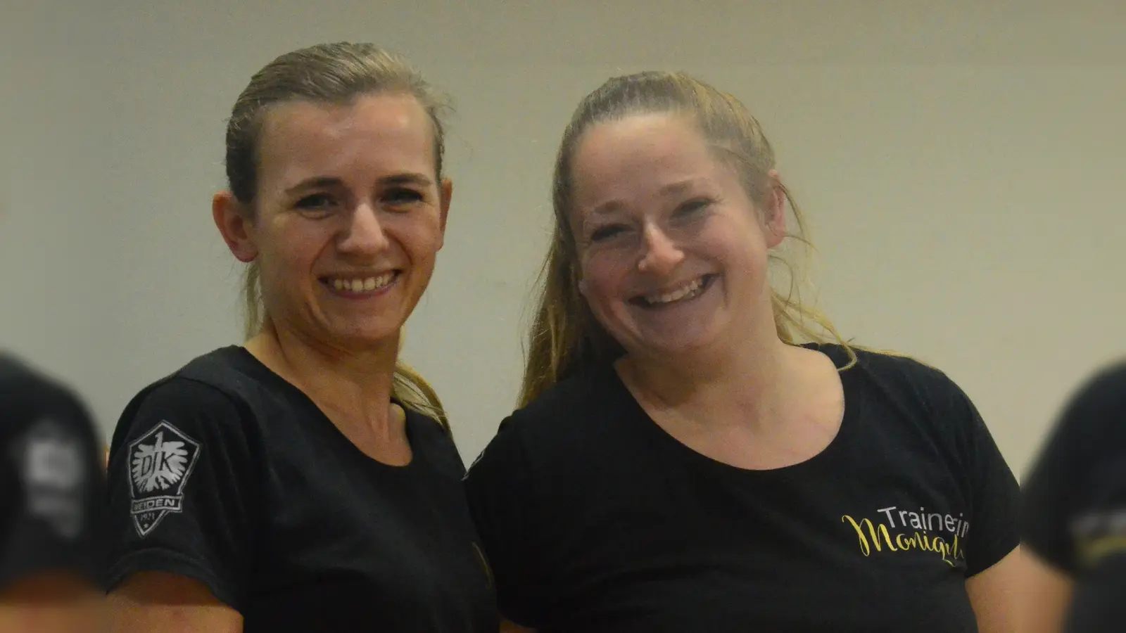 Die Seele der Truppe: Irina Zwetzig und Monique Linke. Die beiden bilden das Vorstandsteam.  (Bild: Helmut Kunz)